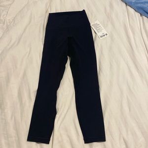 NEW WITH TAGS! size 4 lululemon leggings
